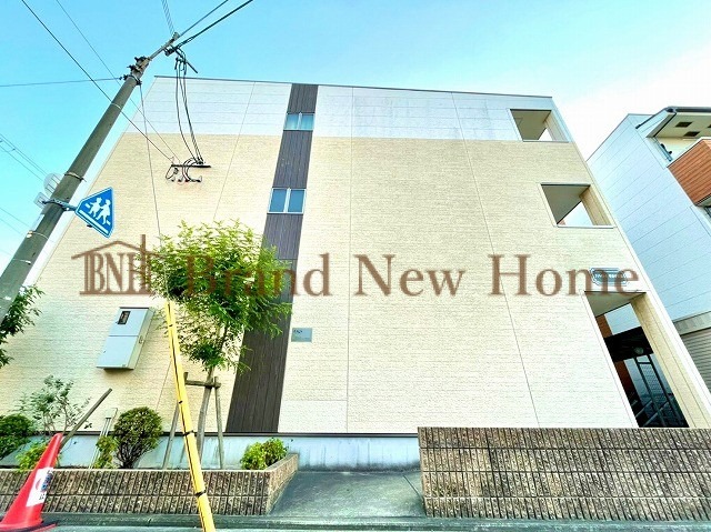 敷地内・建物