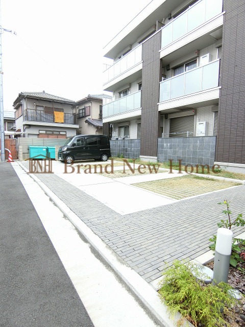 敷地内・建物