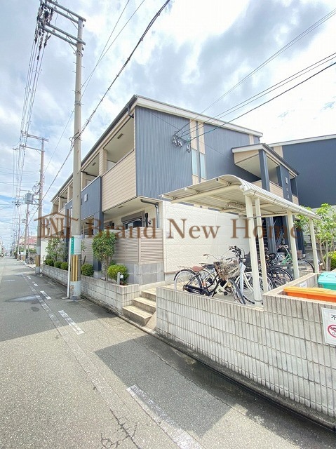 敷地内・建物