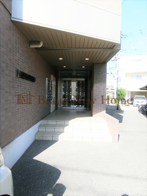 敷地内・建物