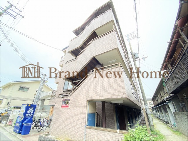 敷地内・建物