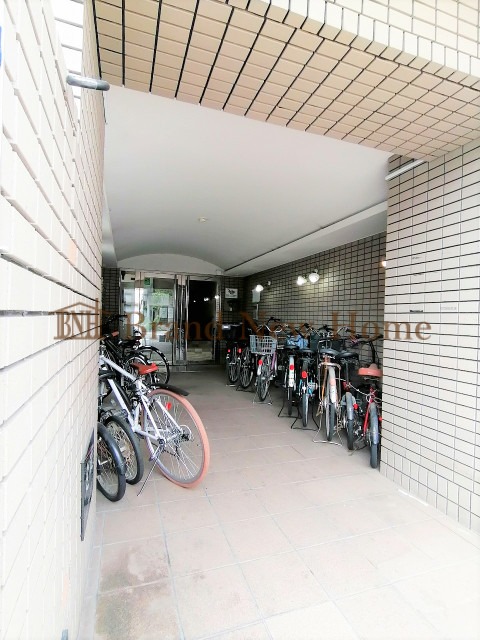 敷地内・建物
