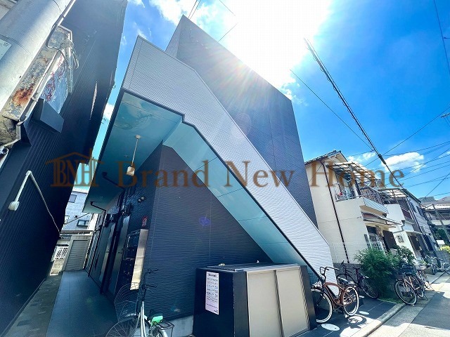 敷地内・建物