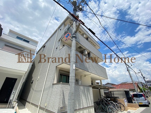 敷地内・建物
