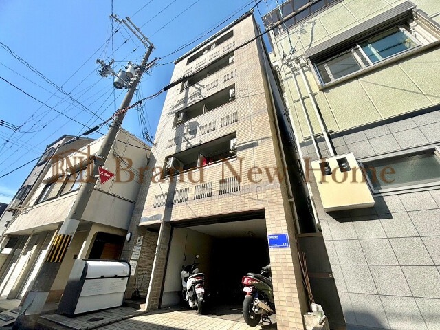 敷地内・建物
