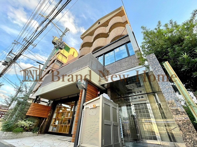敷地内・建物