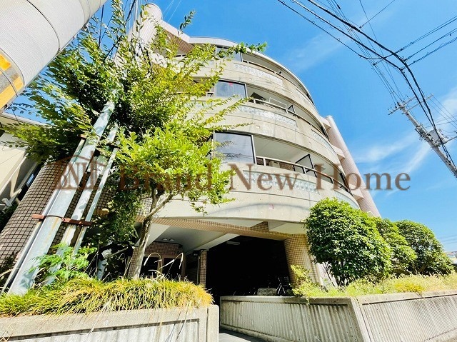 敷地内・建物