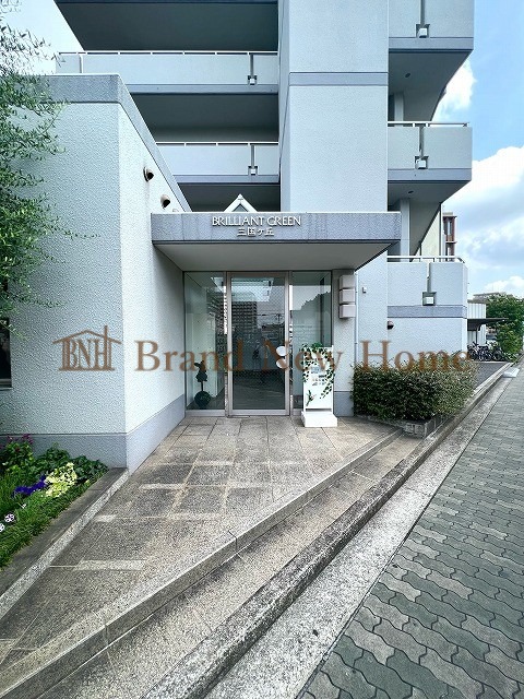 敷地内・建物