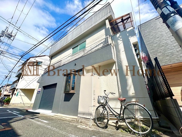 敷地内・建物