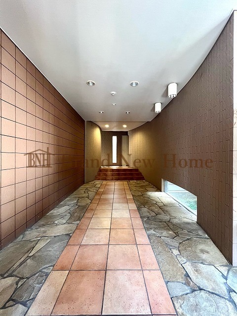 敷地内・建物