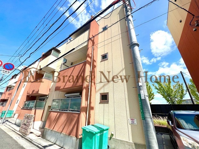 敷地内・建物