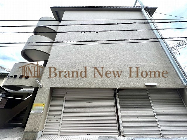 敷地内・建物