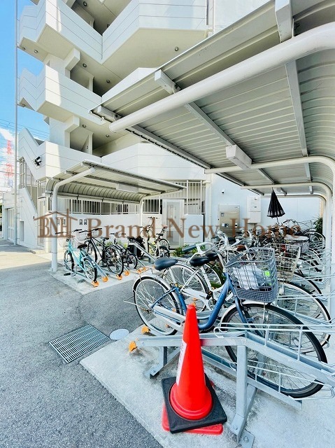敷地内・建物