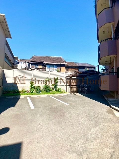 敷地内・建物