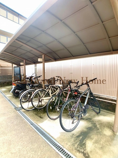 敷地内・建物