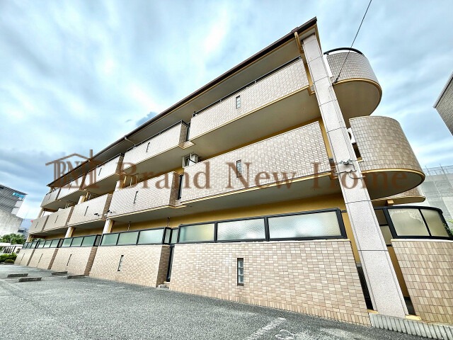 敷地内・建物