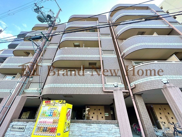 敷地内・建物