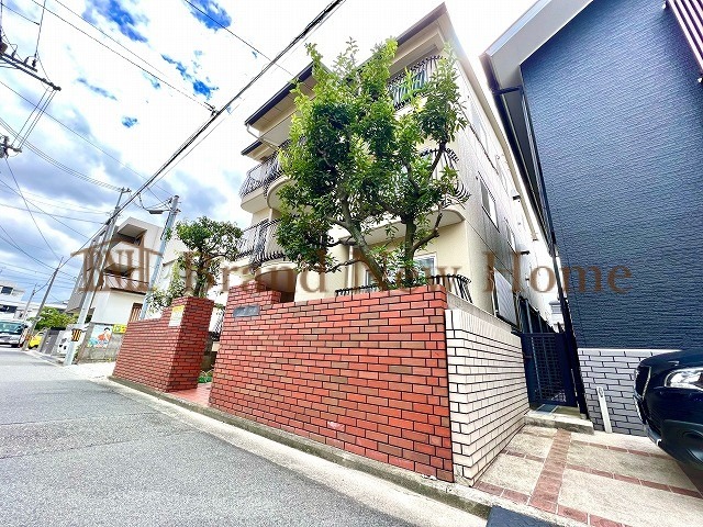 敷地内・建物