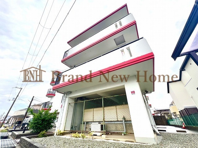 敷地内・建物
