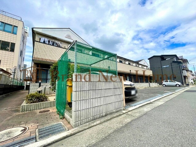 敷地内・建物