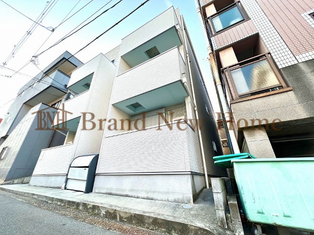 敷地内・建物