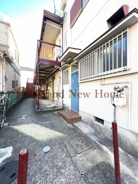 敷地内・建物