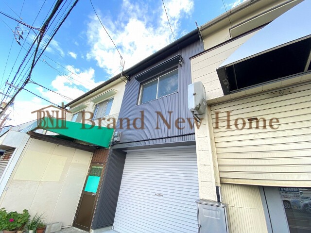 敷地内・建物