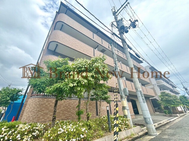 敷地内・建物