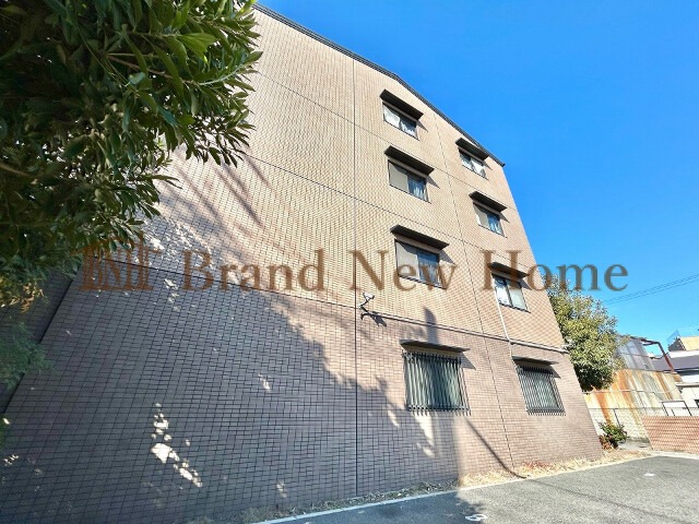 敷地内・建物