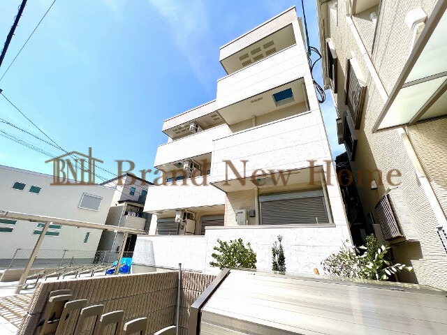 敷地内・建物