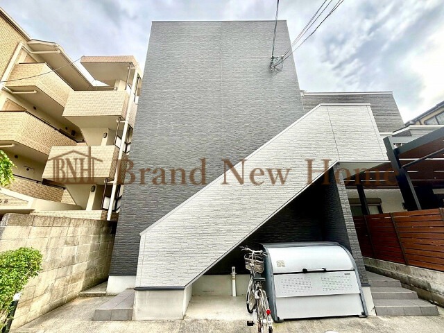 敷地内・建物