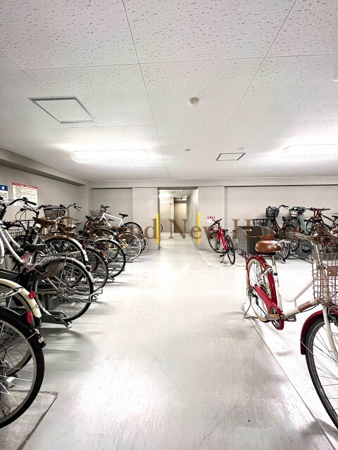 敷地内・建物