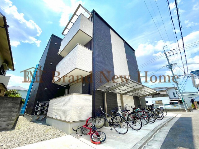 敷地内・建物