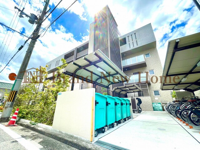 敷地内・建物