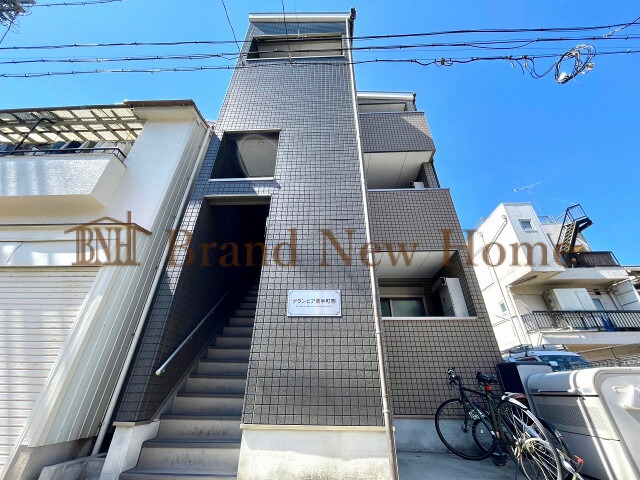 敷地内・建物