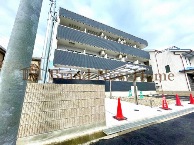 敷地内・建物