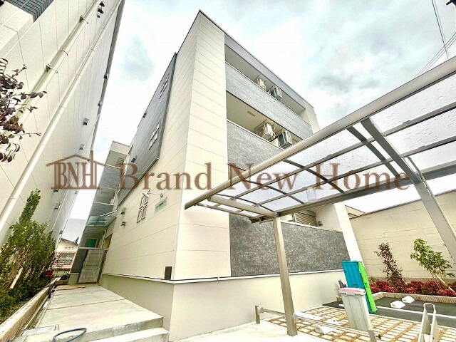 敷地内・建物