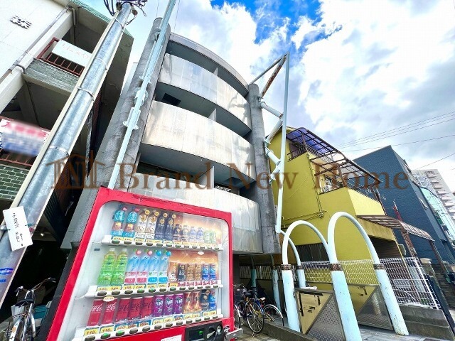 敷地内・建物
