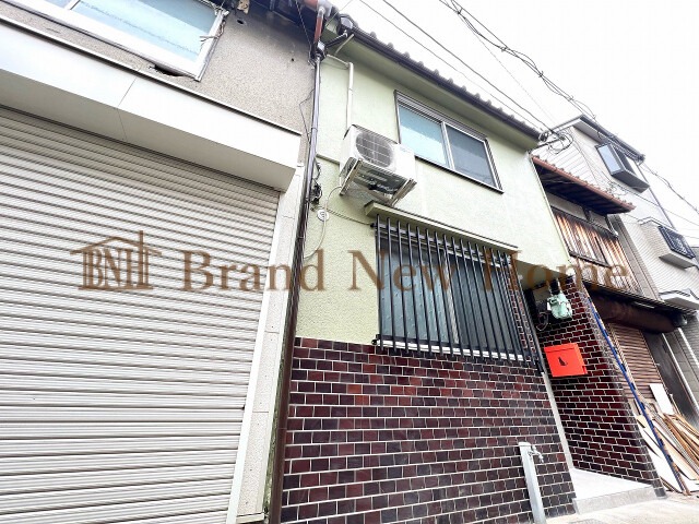 敷地内・建物