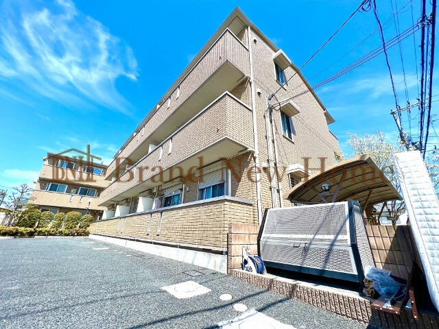 敷地内・建物