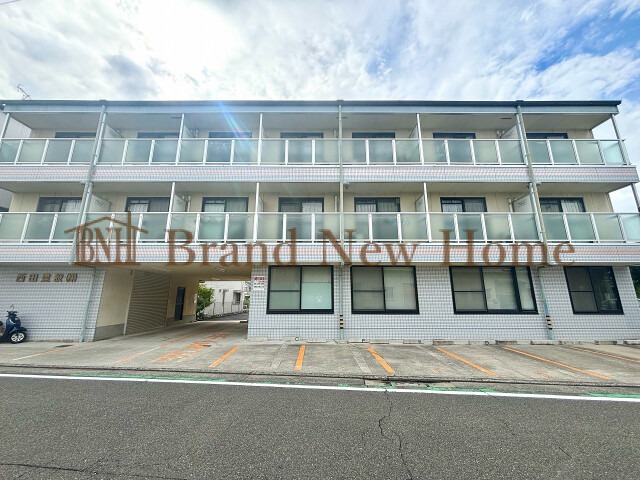 敷地内・建物