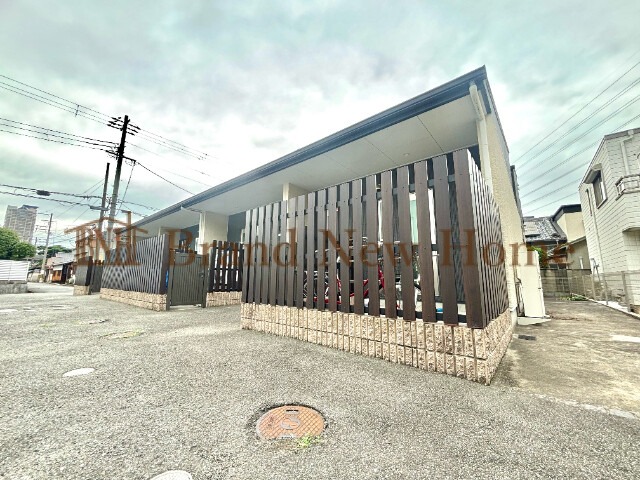 敷地内・建物