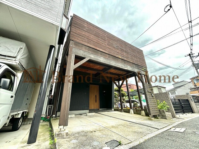 敷地内・建物