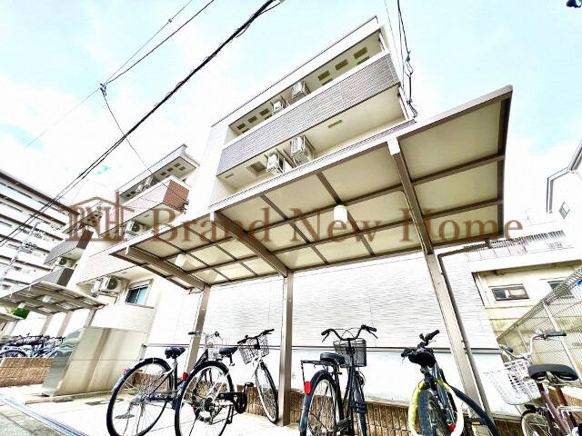 敷地内・建物