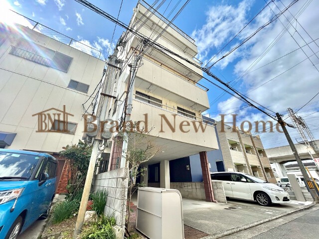 敷地内・建物