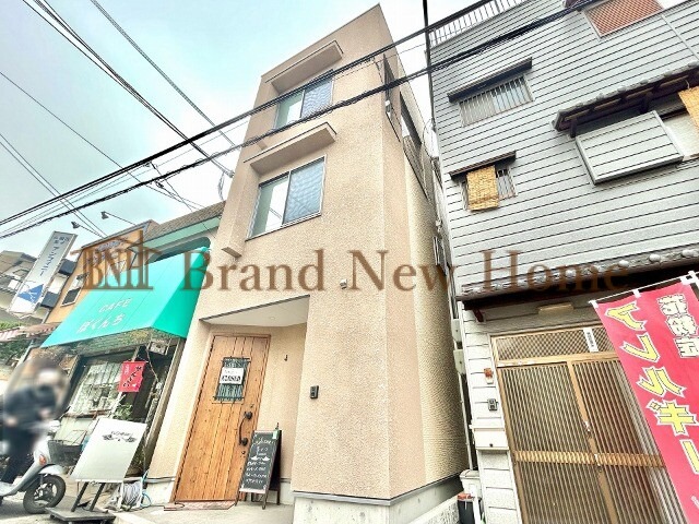 敷地内・建物