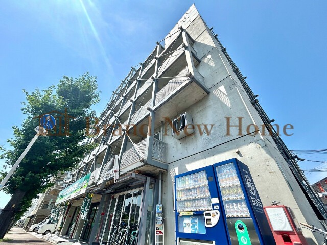 敷地内・建物