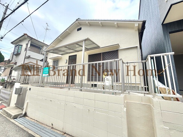敷地内・建物