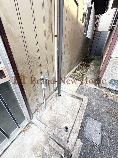 敷地内・建物