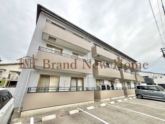 敷地内・建物